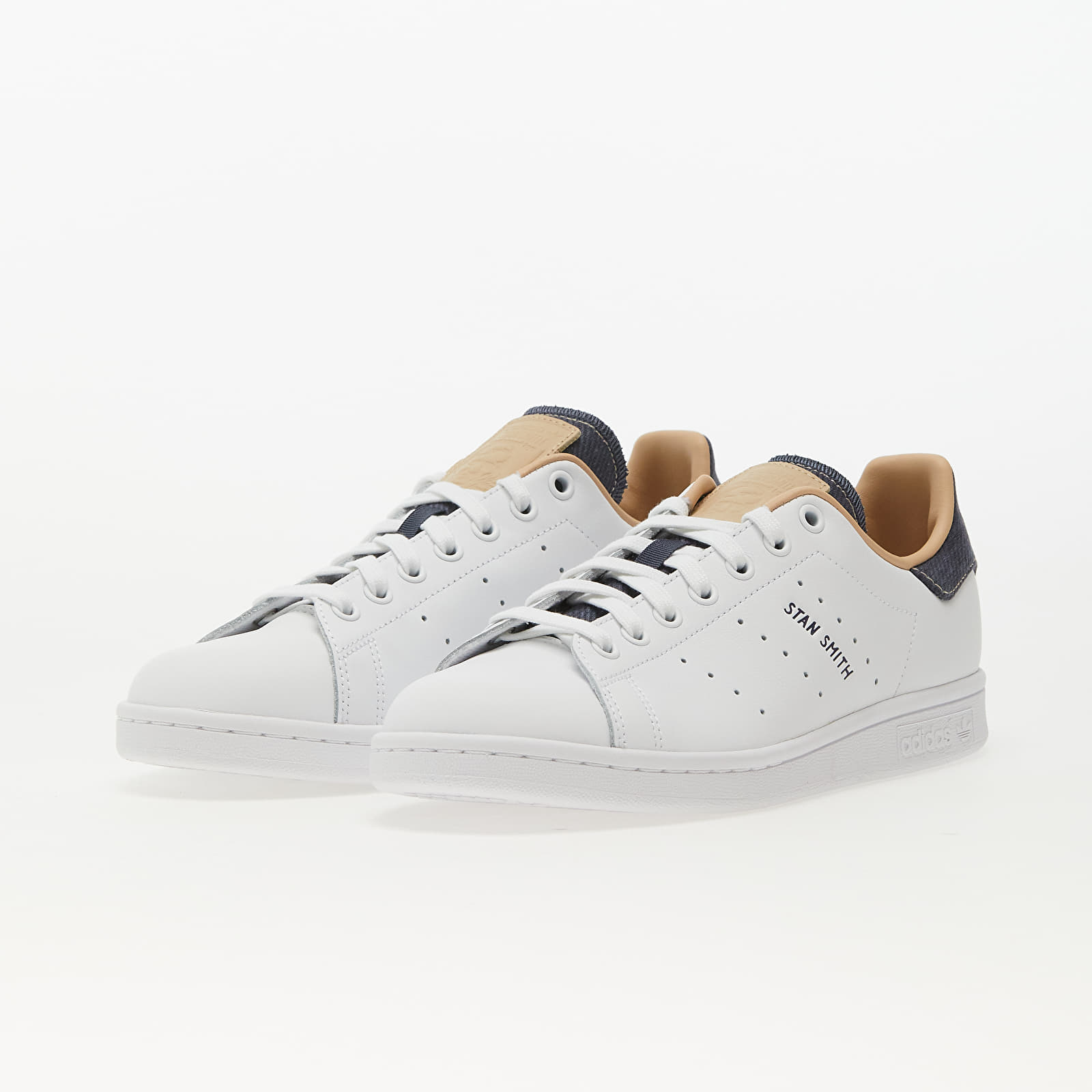 Scarpe e scarpe da ginnastica da uomo adidas Originals Stan Smith Ftw White Magic Beige Panton Queens
