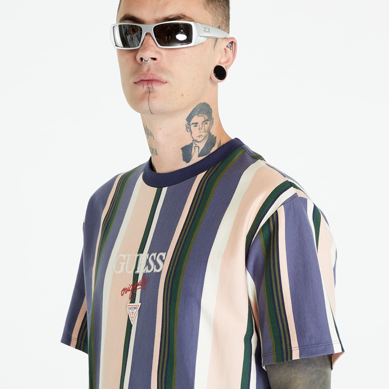 T-shirts GUESS Go Multi Stripe Logo Tee Sandy Shore Multi