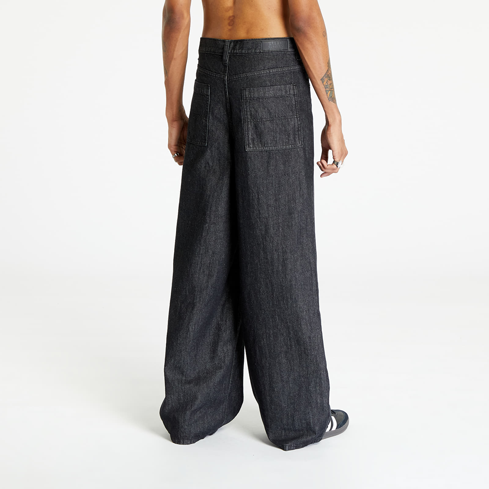 Jeans Urban Classics 90's Loose Jeans Realblack Washed