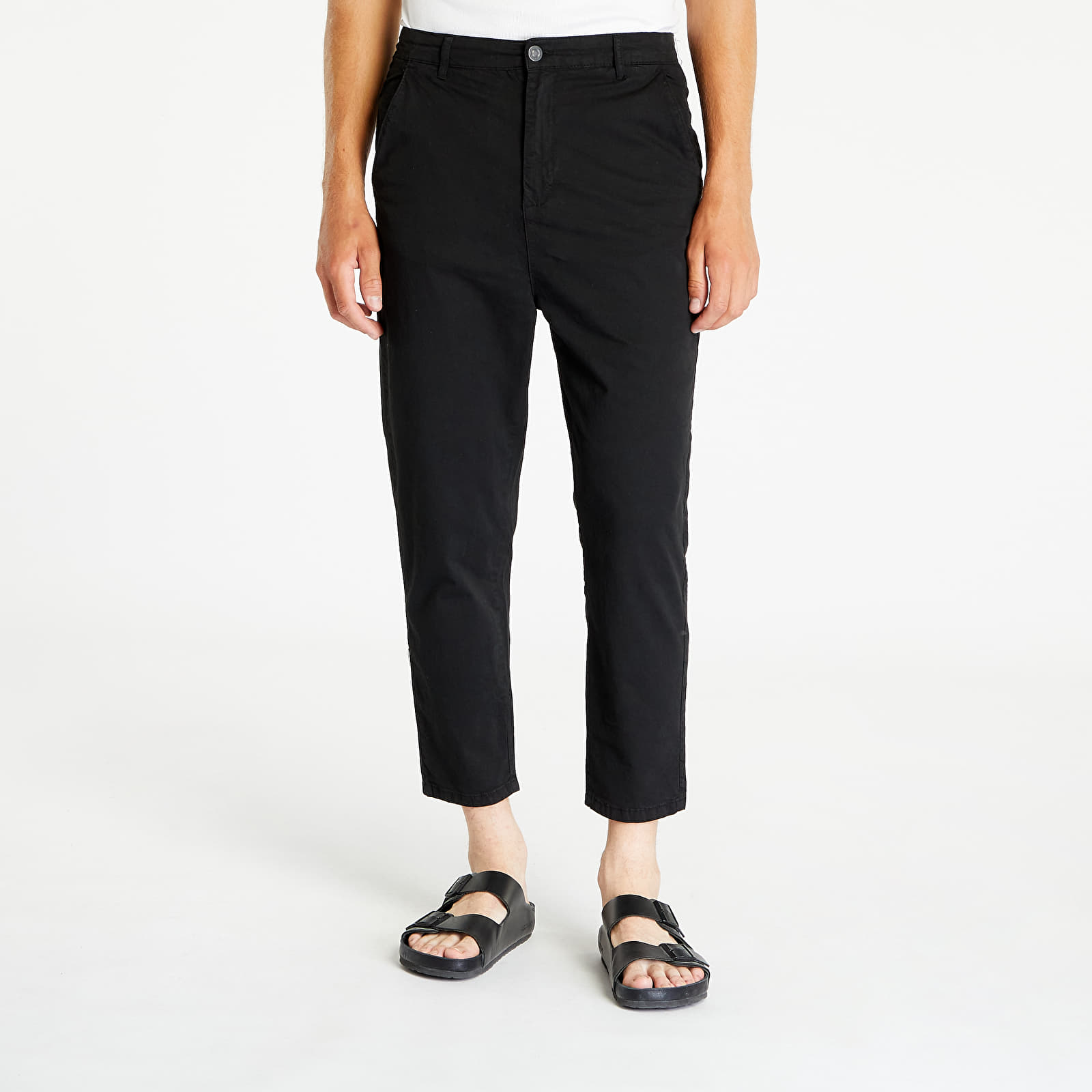 Hlače Urban Classics Cropped Chino Pants Black