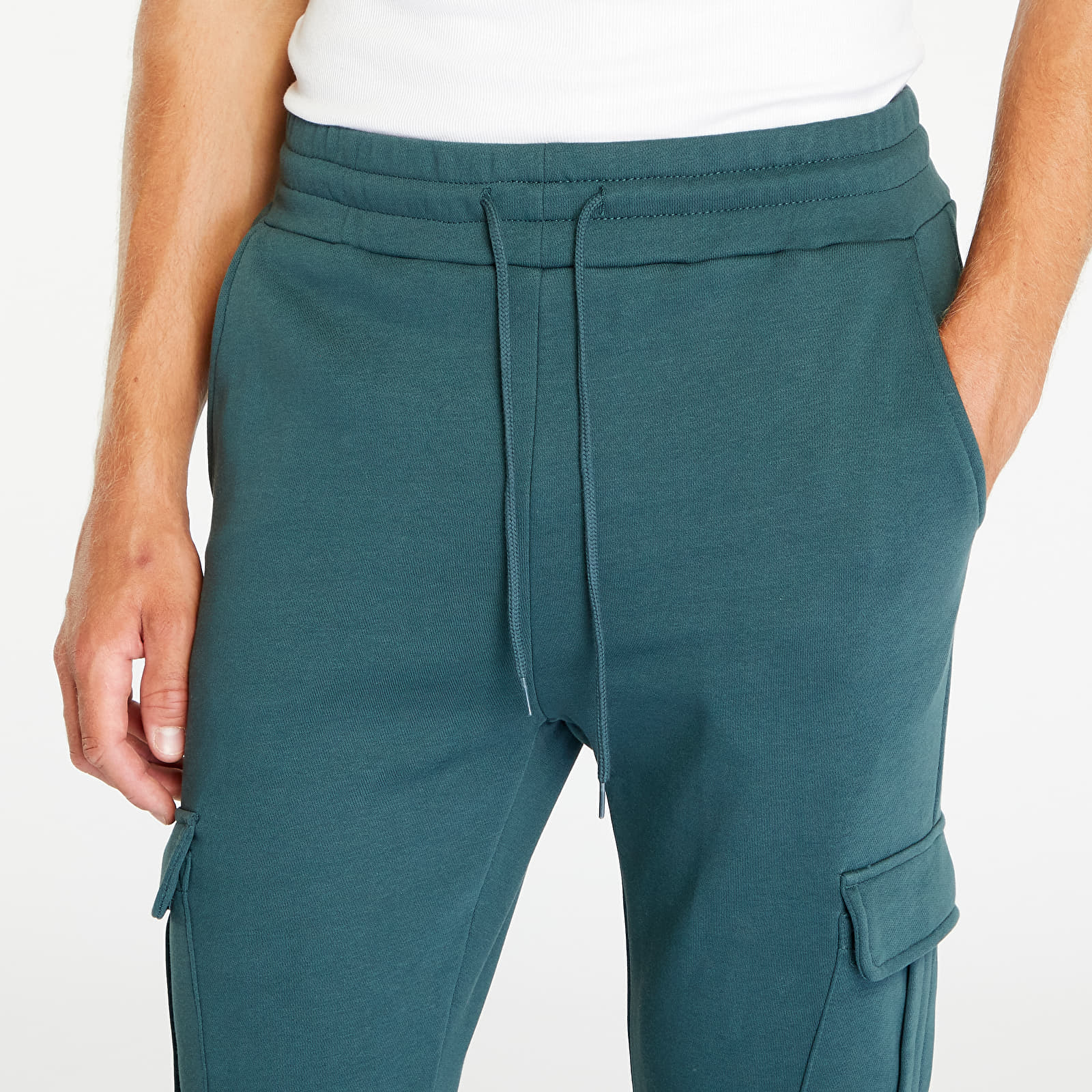 Spodnie dresowe Urban Classics Cargo Sweatpants Bottlegreen