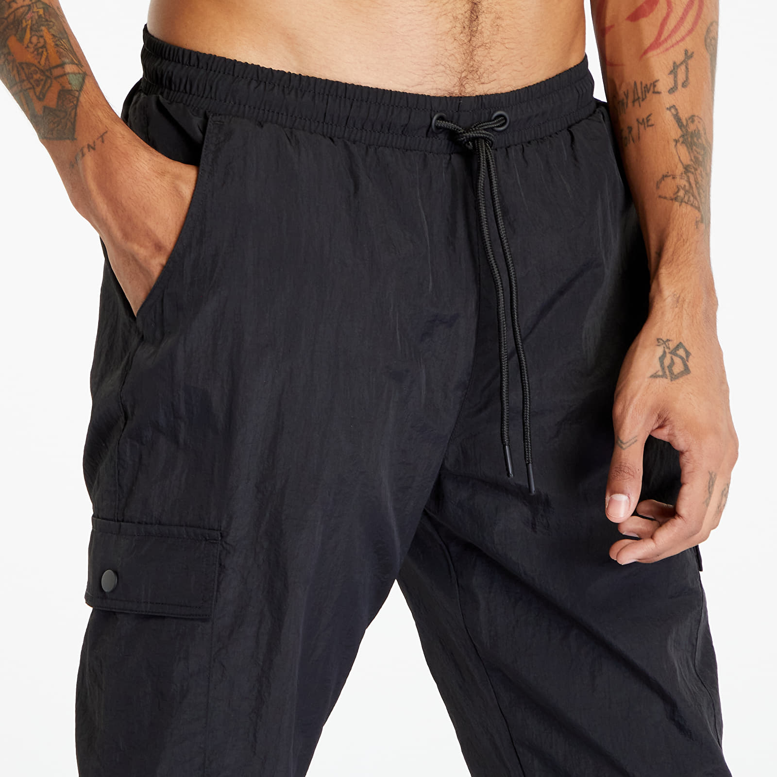 Broek Urban Classics Cargo Nylon Track Pants Black