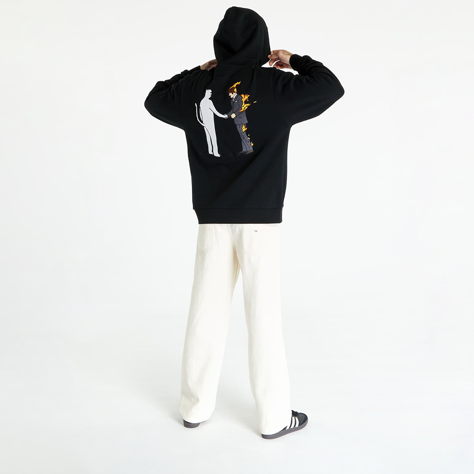 Hoodies and sweatshirts  RIPNDIP Burn Hoodie Black