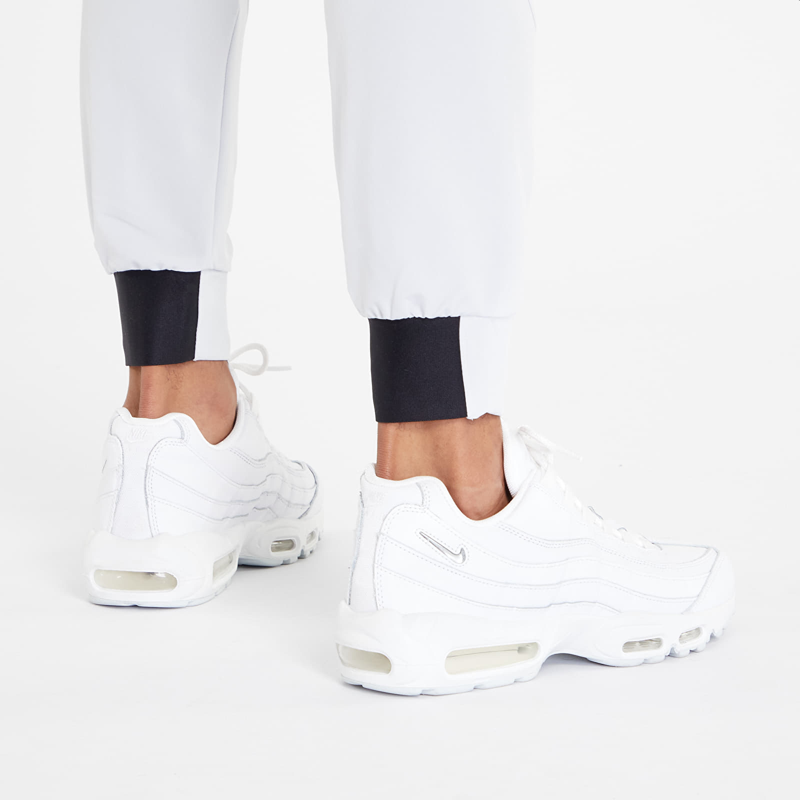 Hlače Under Armour Unstoppable Joggers Grey