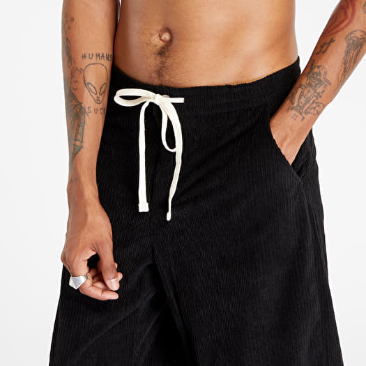 Levy pants top