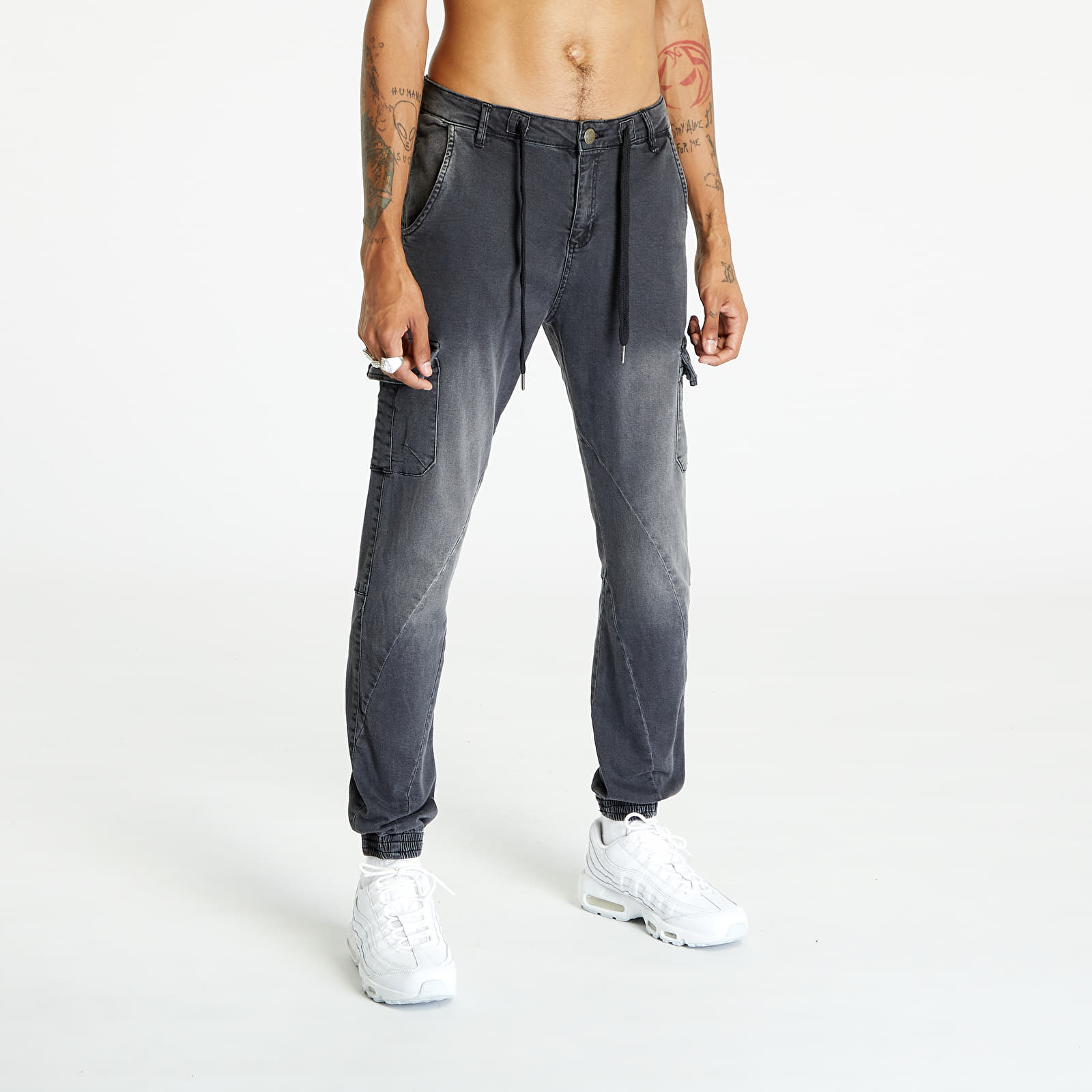 Džíny a kalhoty Urban Classics Denim Cargo Jogging Pants Real Black Washed