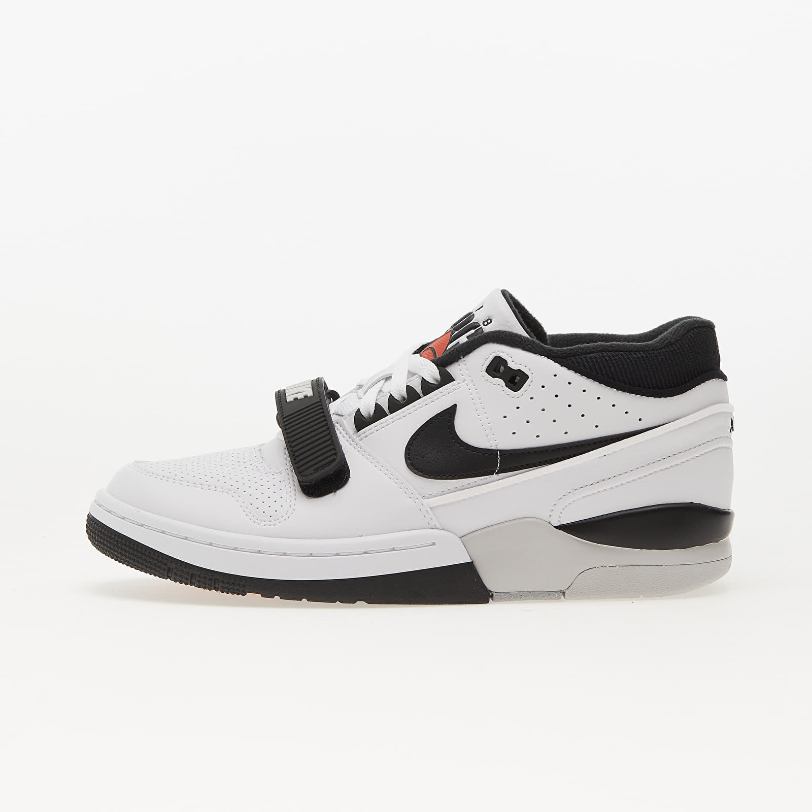 Billie eilish nike shoes top