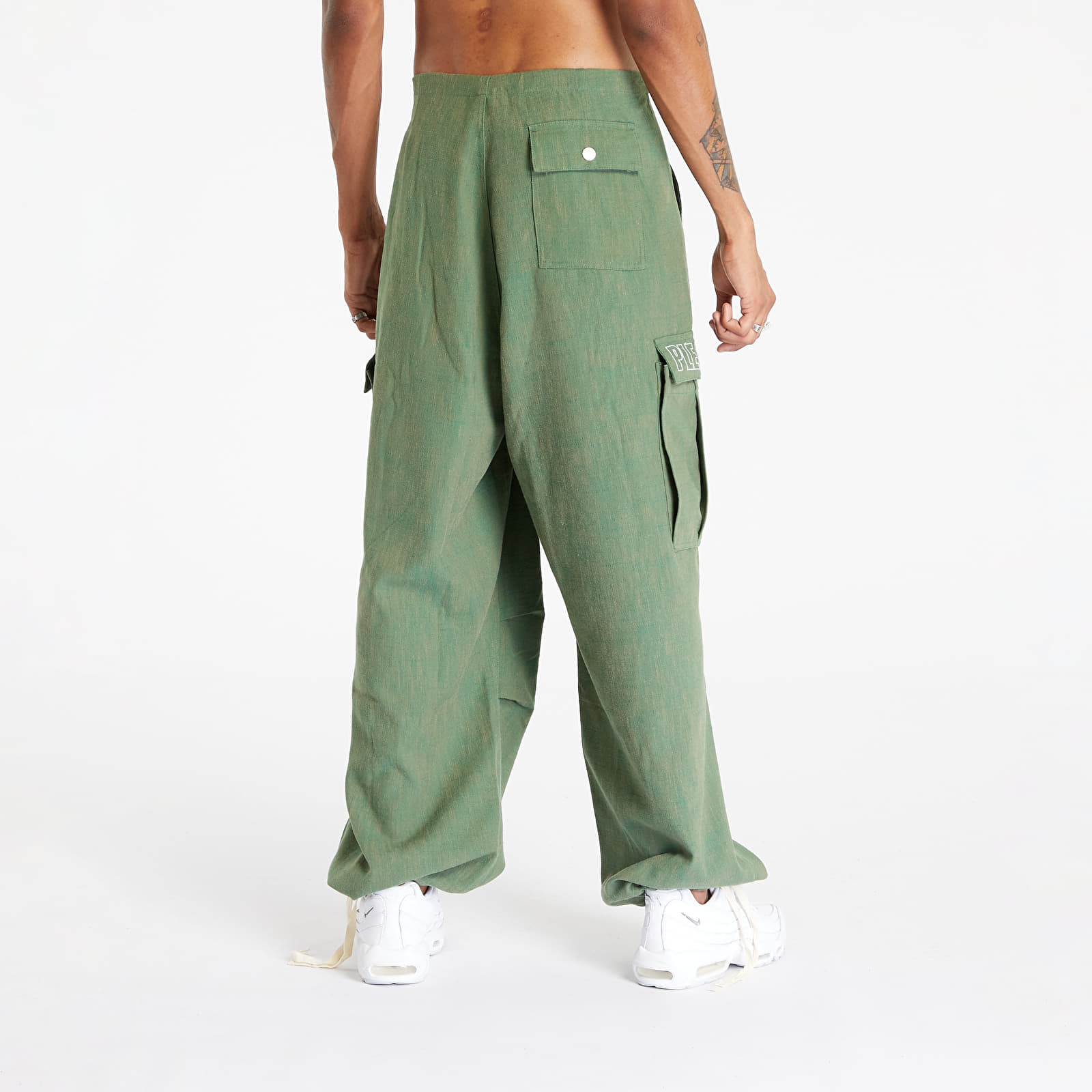 Hosen PLEASURES Visitor Wide Fit Cargo Pants Green