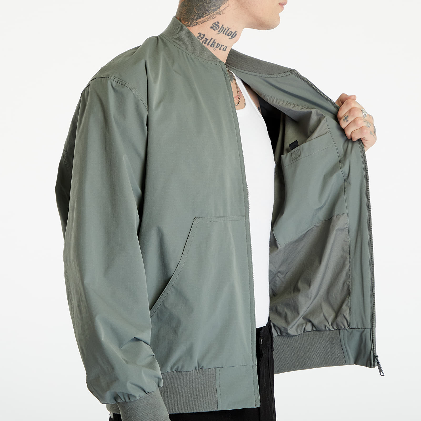 Jacken Carhartt WIP Active Bomber Smoke Green