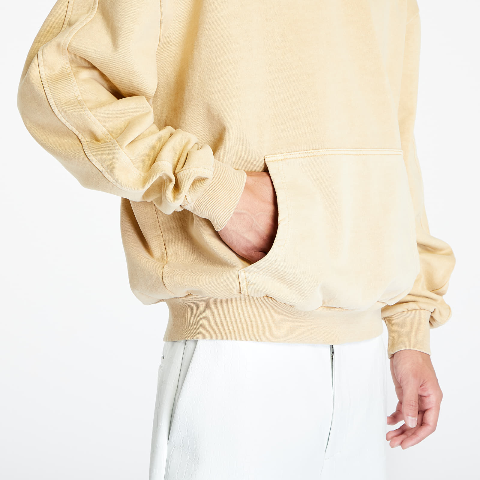 Mikinas ar kapuci un sporta krekli Urban Classics Heavy Terry Garment Dye Hoody Union Beige