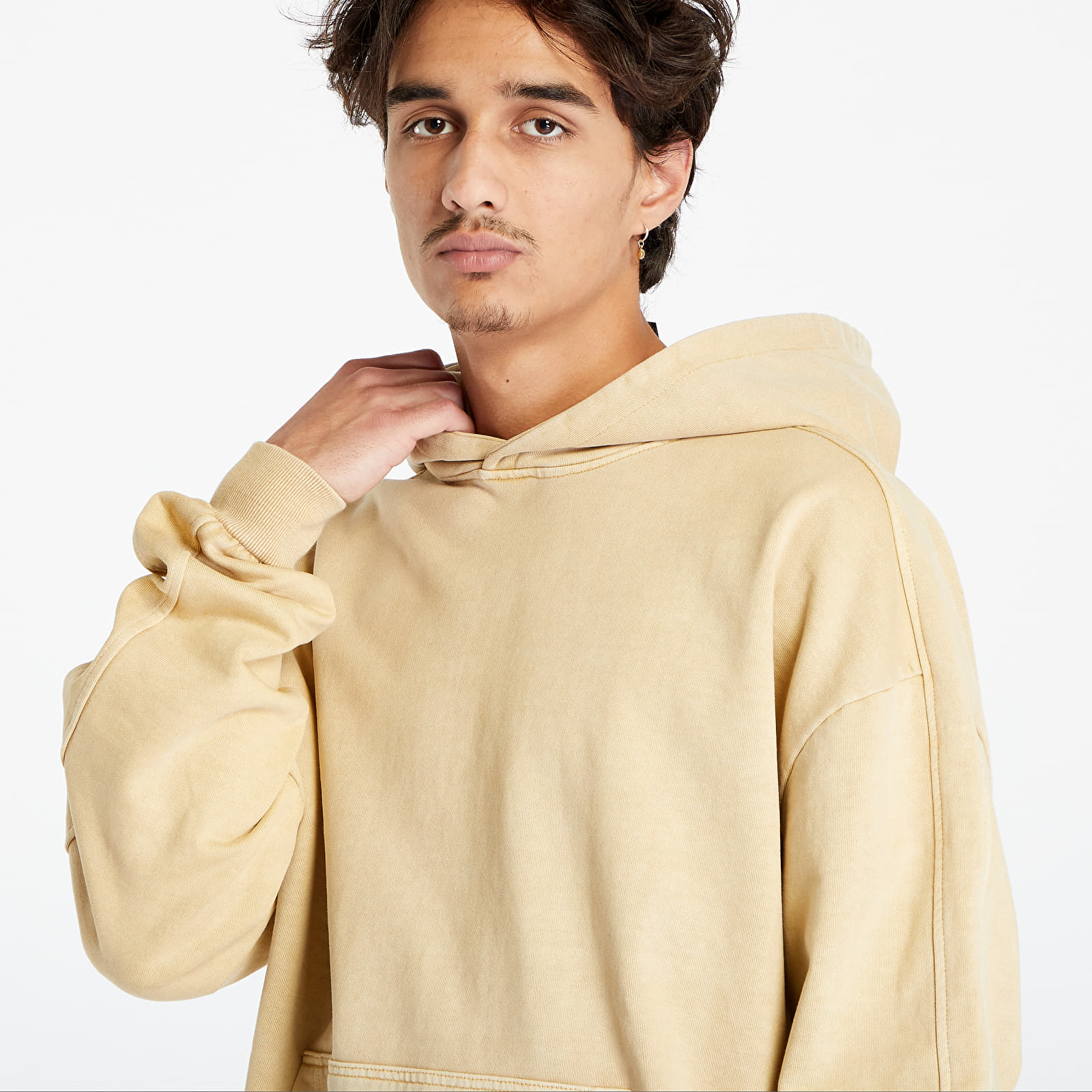 Mikinas ar kapuci un sporta krekli Urban Classics Heavy Terry Garment Dye Hoody Union Beige