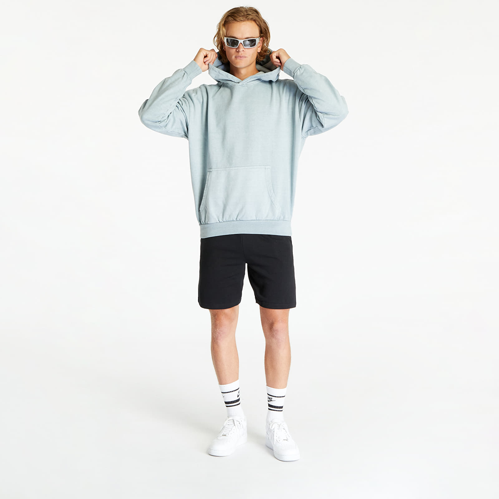Mikiny Urban Classics Heavy Terry Garment Dye Hoody Summer Blue