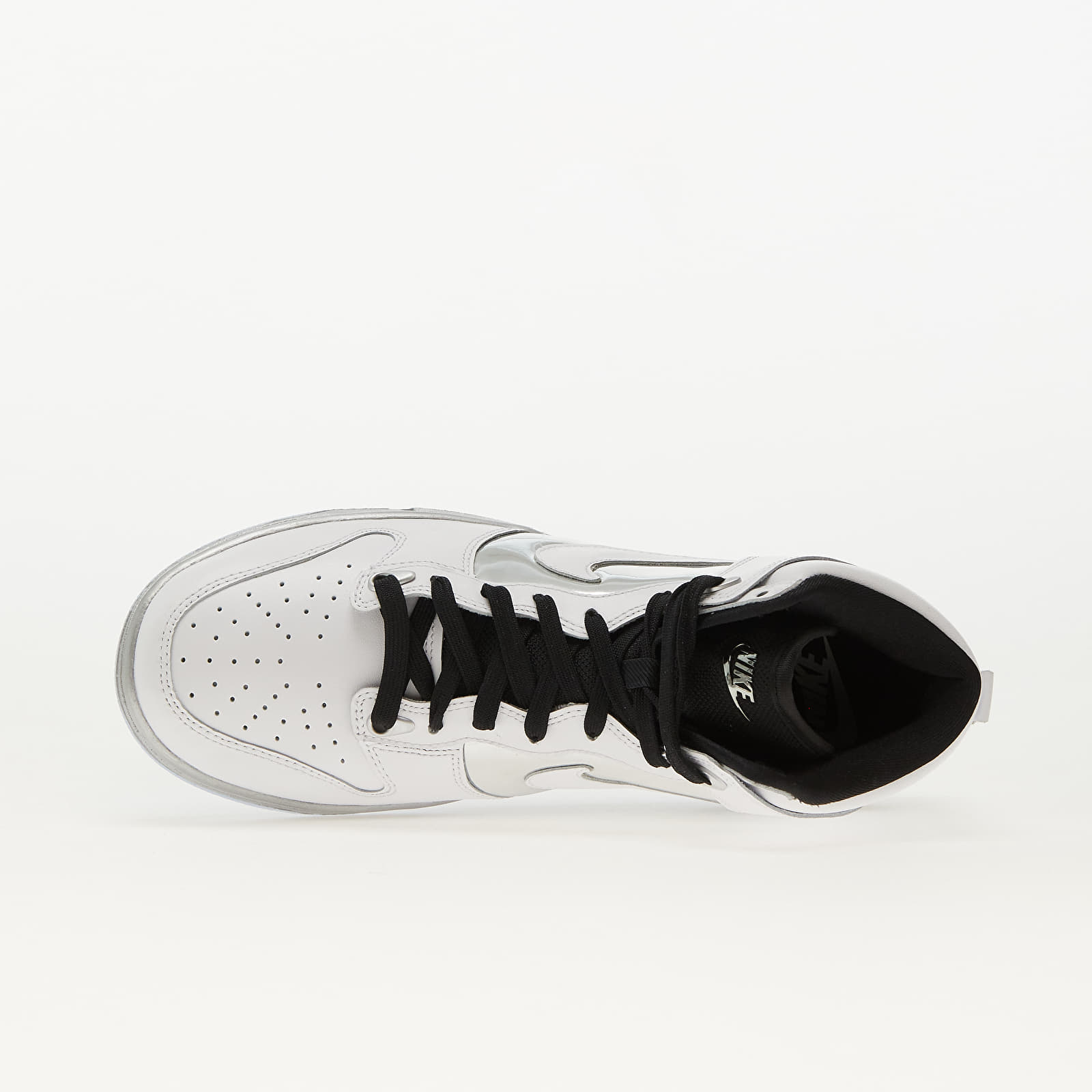 Adidași și pantofi pentru femei Nike W Dunk High SE White/ White/ Mettalic Silver