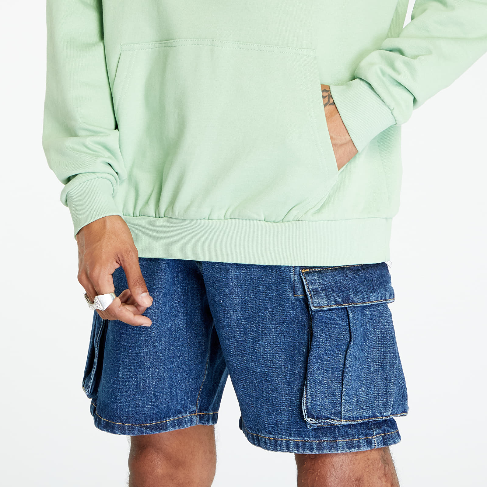 Mikiny 9N1M SENSE. Sense Essential Hoody Vintage Green