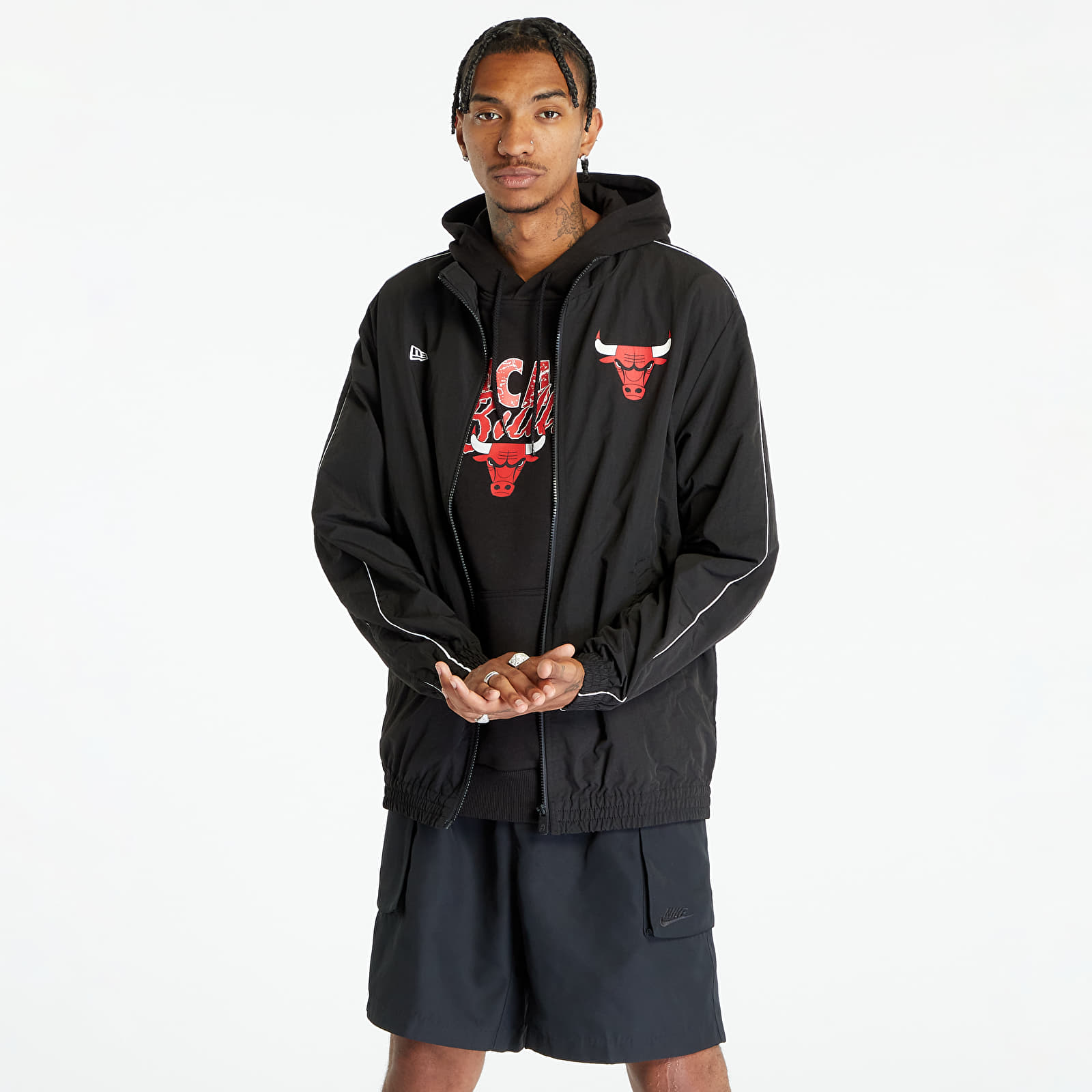 Větrovky New Era NBA Track Jacket Chicago Bulls Black/ Front Door Red