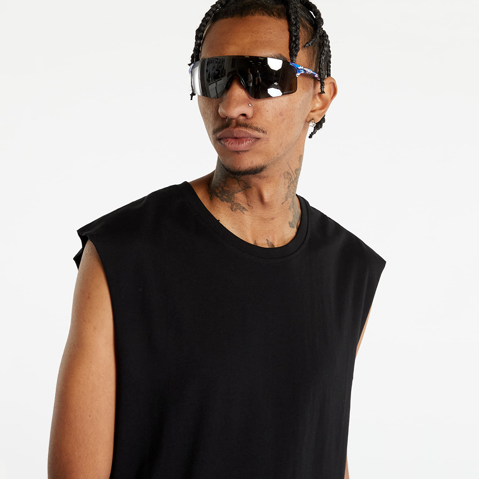 Tielka Urban Classics Open Edge Sleeveless Tee Black