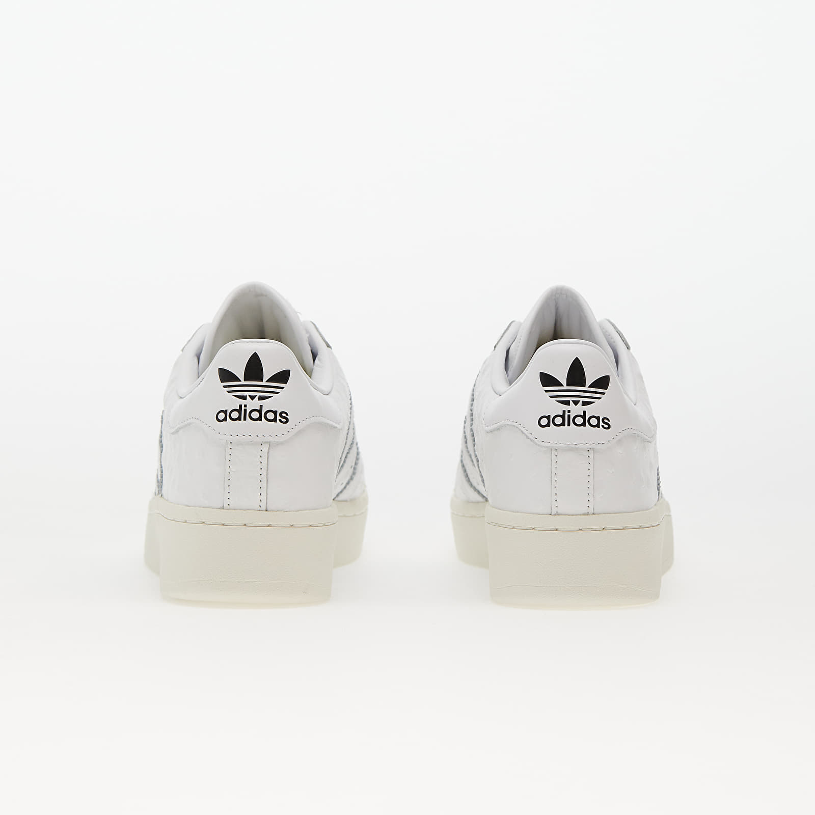 Men s sneakers and shoes adidas Superstar Xlg Ftw White Ftw White Gold Metallic Queens