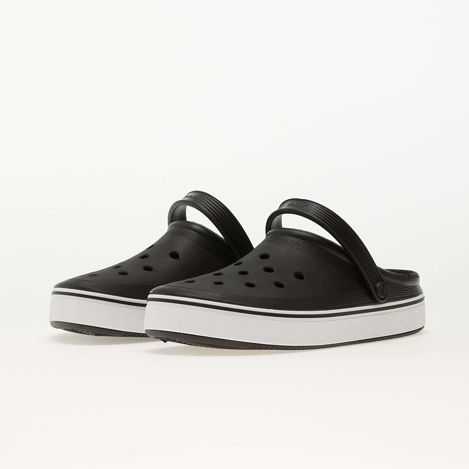 Men's sneakers and shoes Crocs Off Court Clog Black