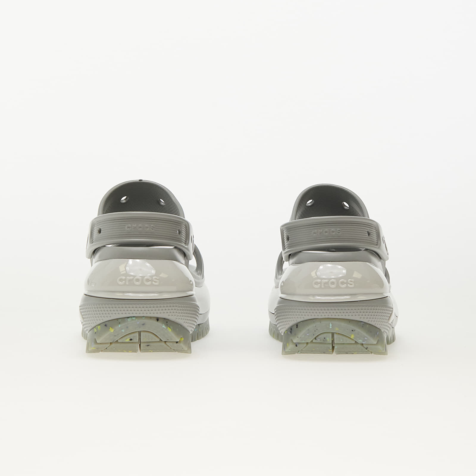 Turnschuhe und Schuhe für Männer Crocs Classic Mega Crush Sandal Light Grey