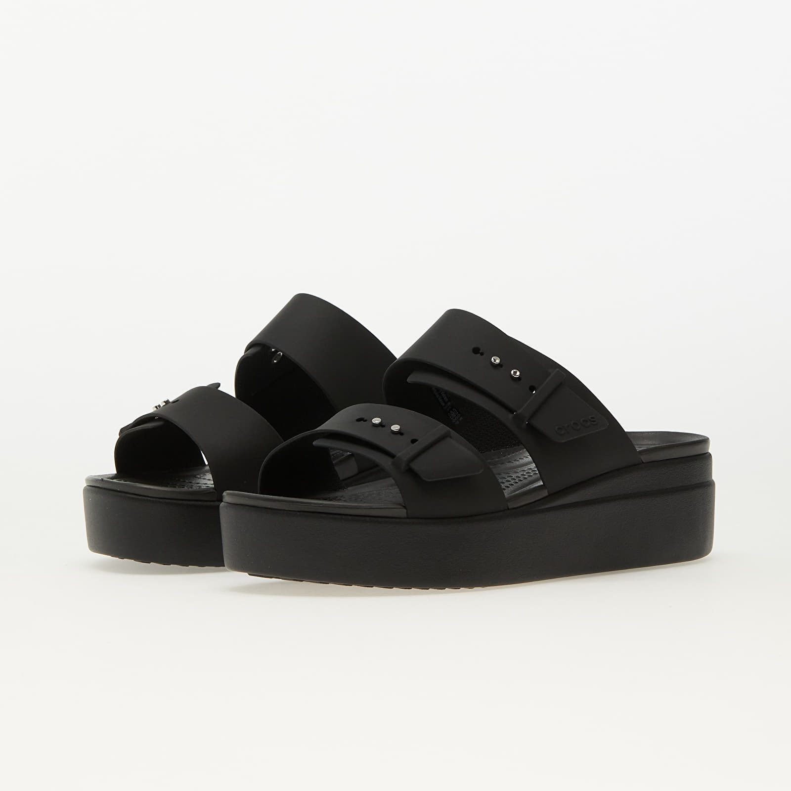Women's sneakers and shoes Crocs Brooklyn Buckle Low Wedge Black