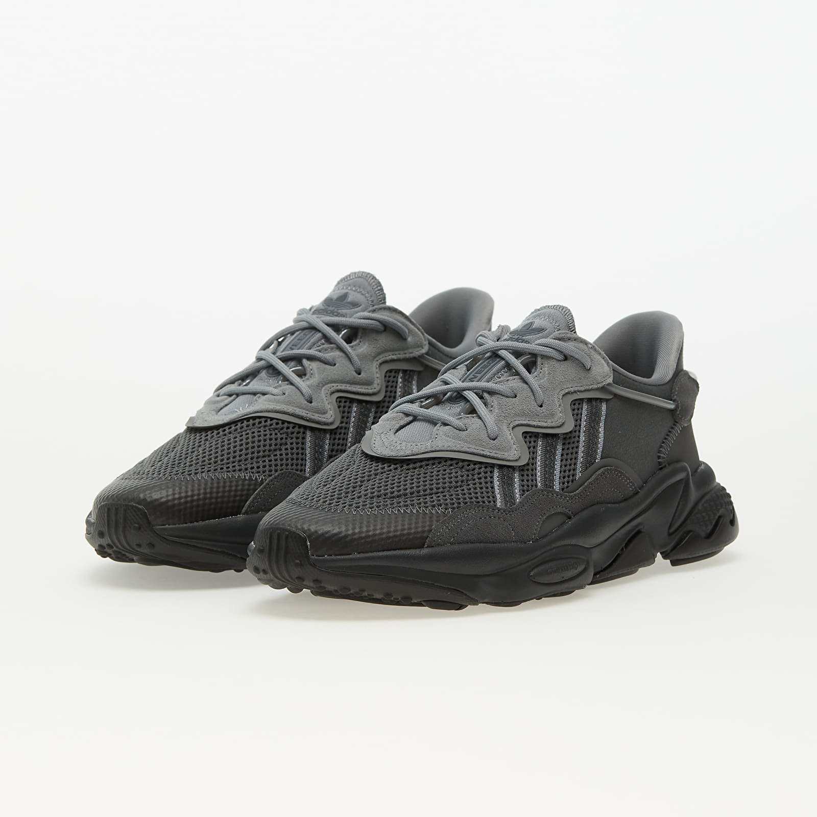 Turnschuhe und Schuhe fur Manner adidas Originals Ozweego Grey Five Grey Four Core Black Queens