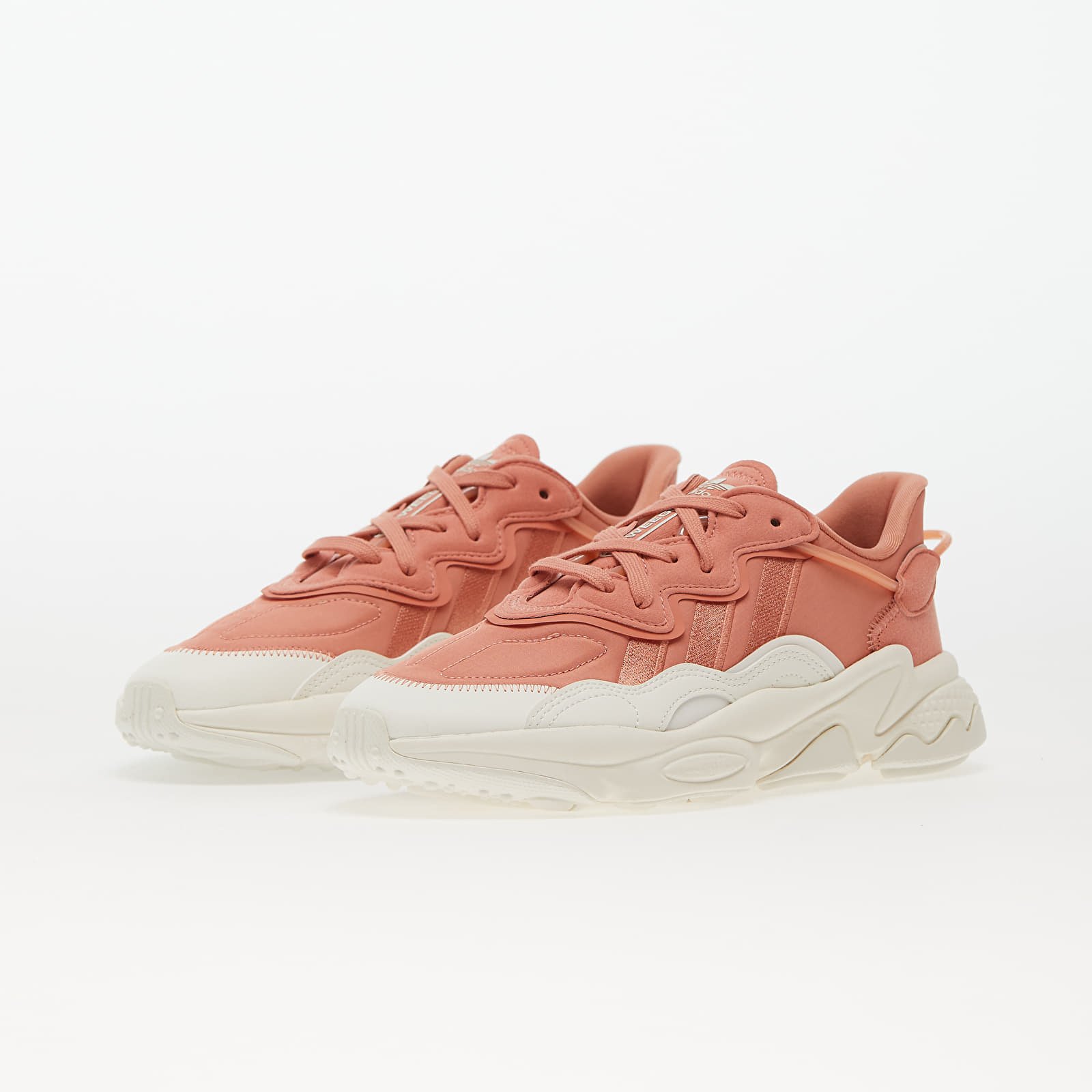 Sneakers och skor för kvinnor adidas Originals Ozweego W Wonder Clay/ Wonder Clay/ Core White