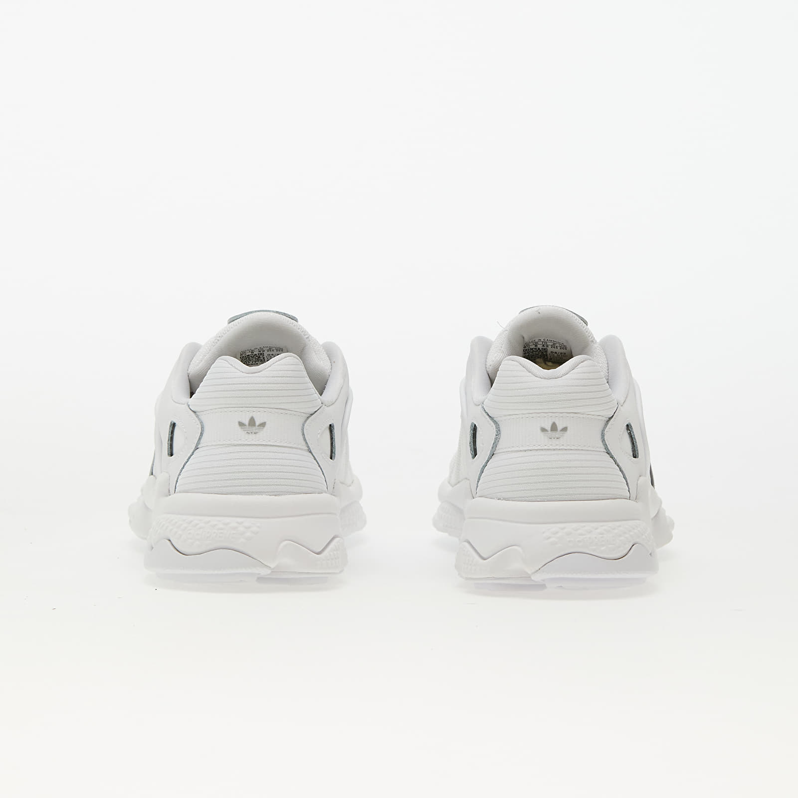 Men's sneakers and shoes adidas Originals Oztral Ftw White/ Ftw White/ Metallic Silver