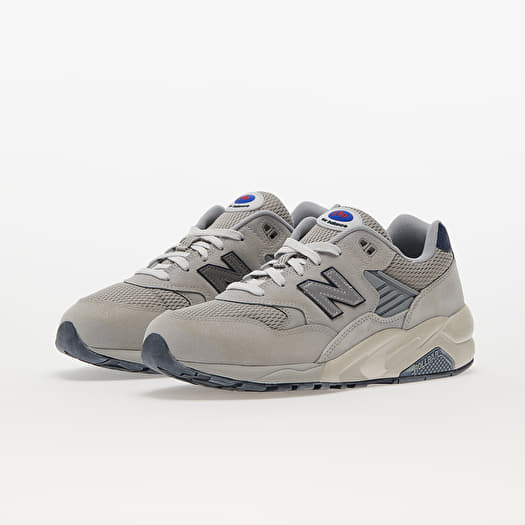 New Balance 580