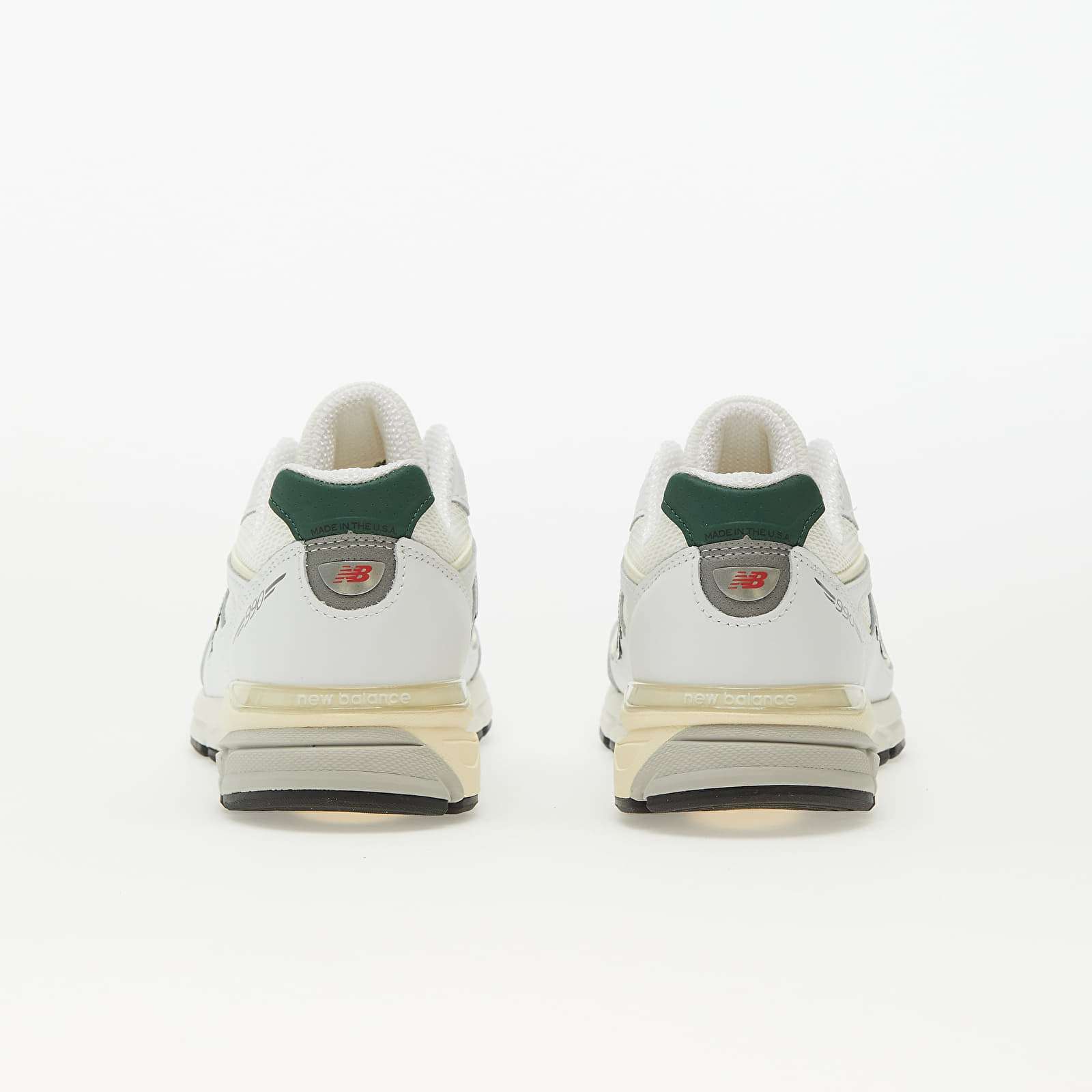 Turnschuhe und Schuhe fur Manner New Balance 990 V4 White Queens