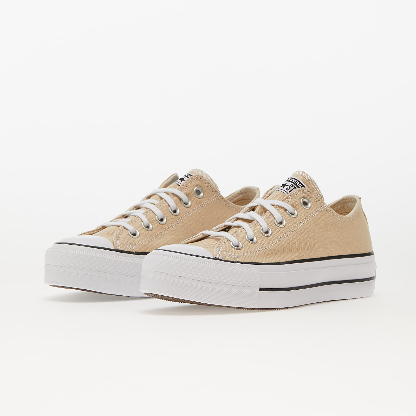 Women s sneakers and shoes Converse Chuck Taylor All Star Lift Platform Oat Milk White Black Queens