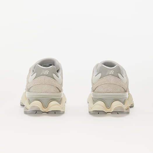 Men s sneakers and shoes New Balance 9060 Sea Salt Queens