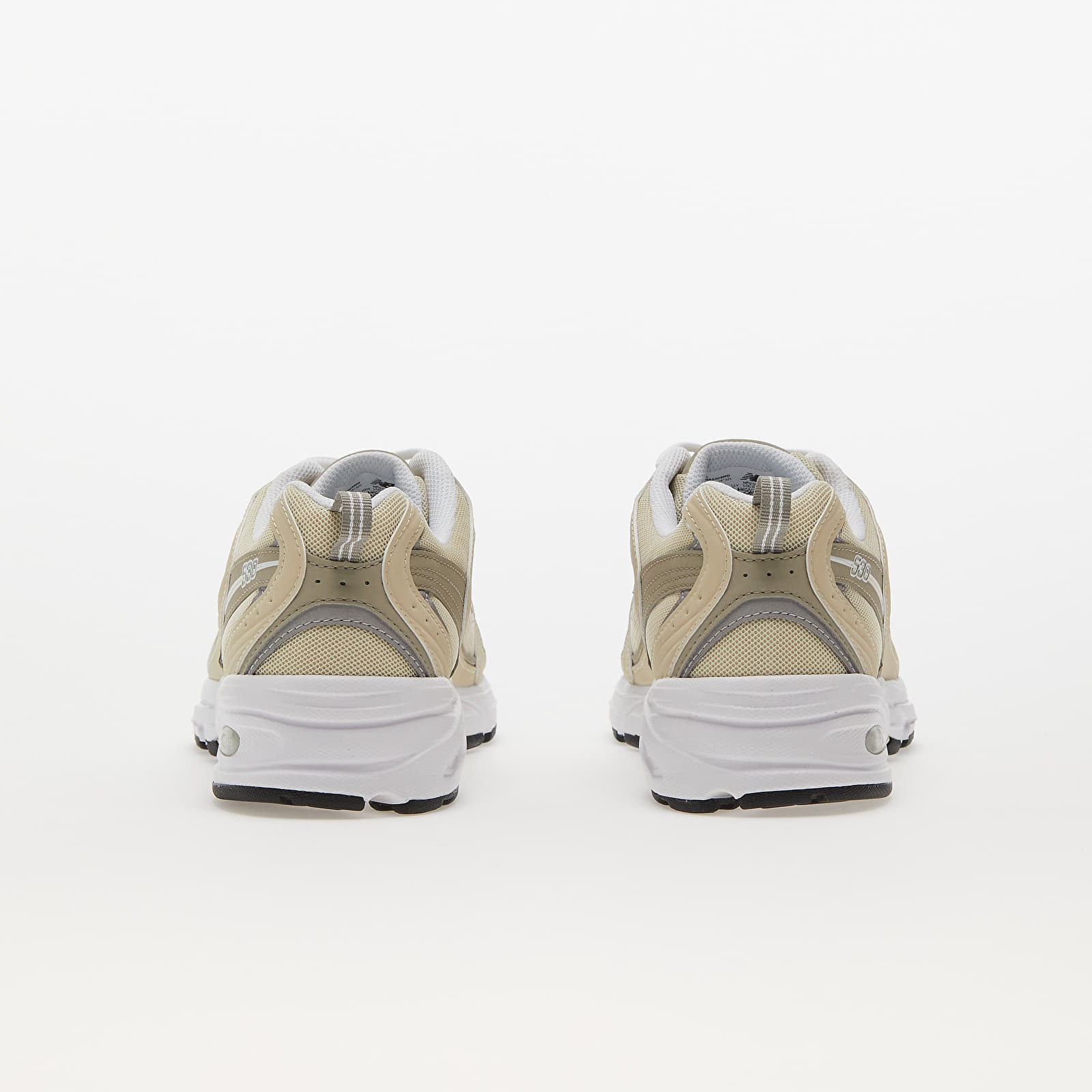 Turnschuhe und Schuhe für Männer New Balance 530 Beige