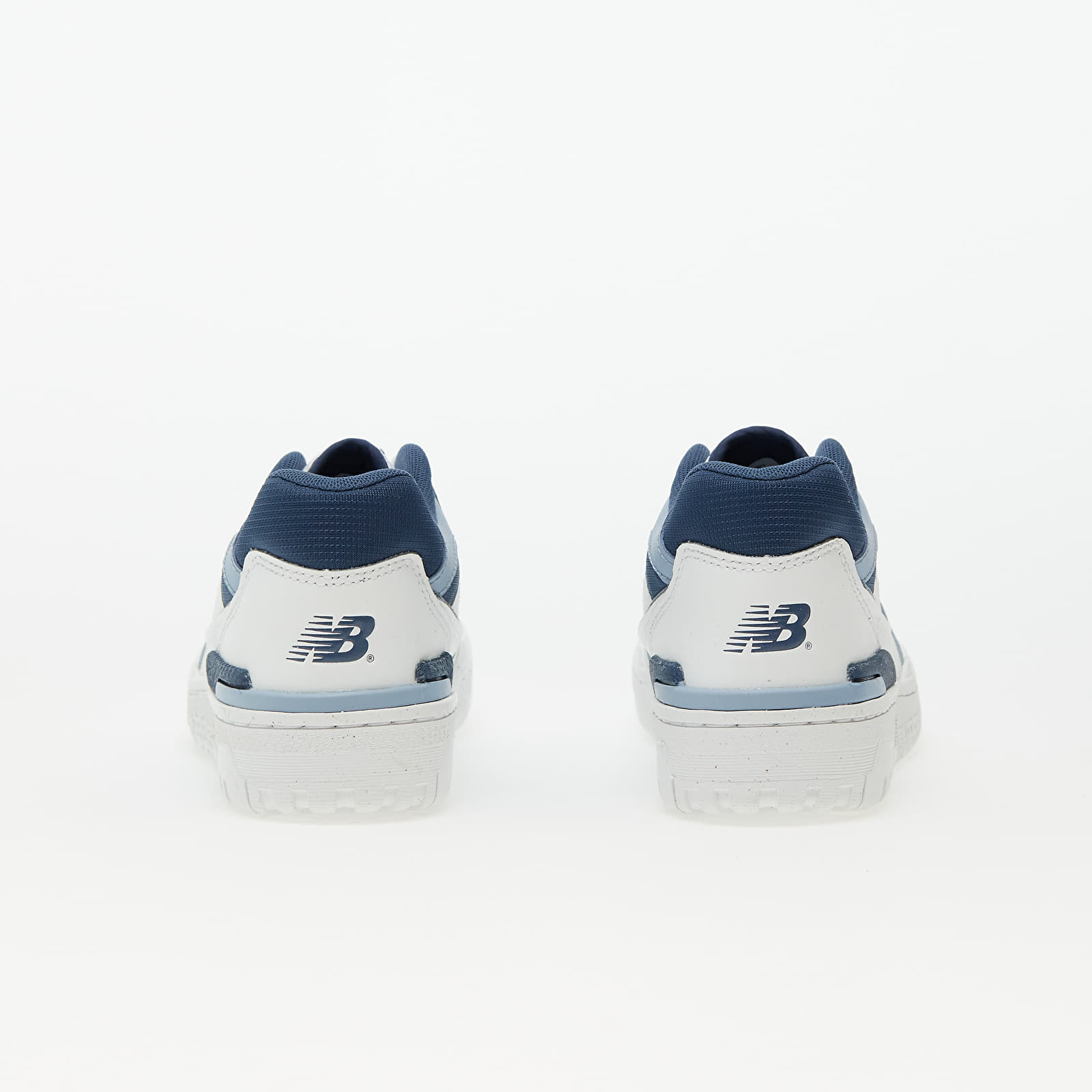 Women's sneakers and shoes New Balance 550 White