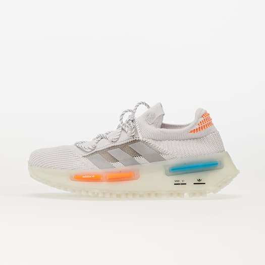 Adidas originals nmd r2 sneakers in off white cheap