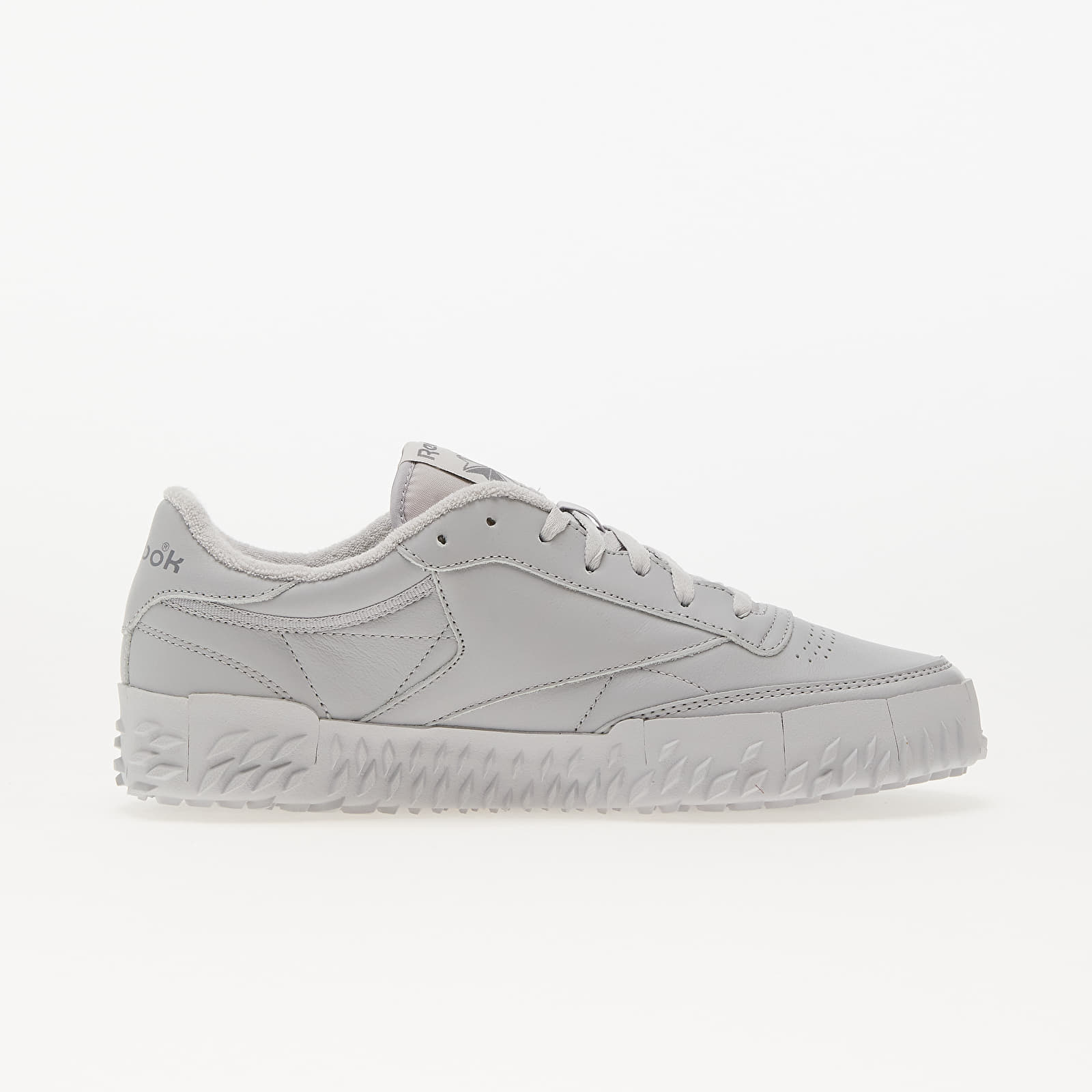 Men s sneakers and shoes Reebok Club C Vibram Grey Grey Grey Queens