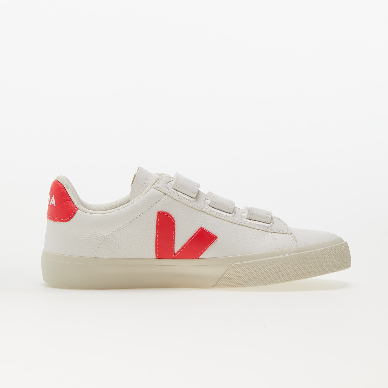 Women s sneakers and shoes Veja Recife Logo Chromefree Leather Extra White Rose Fluo Queens