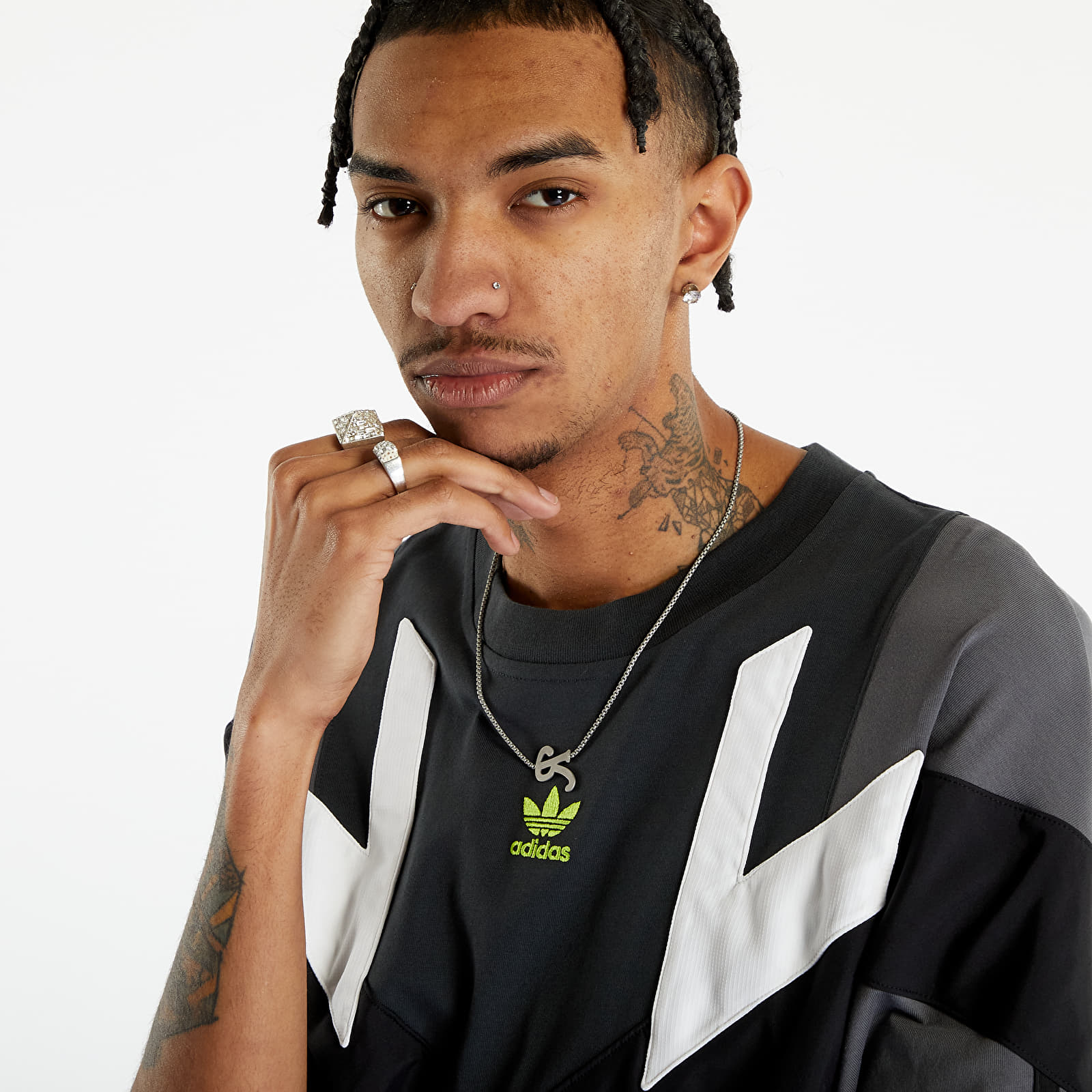 Majice i košulje adidas Originals Rekive Tee Carbon/ Grey Five