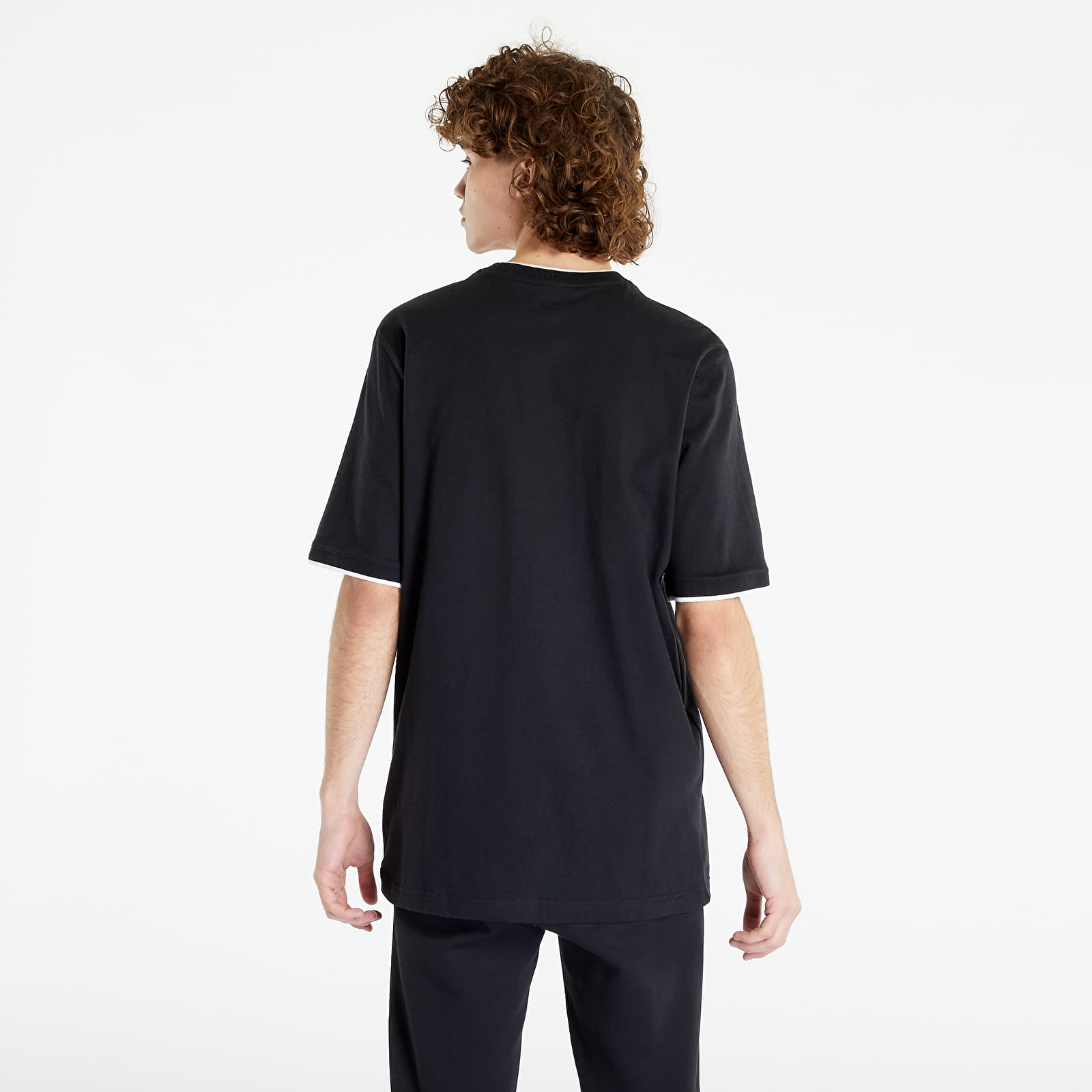 Футболки adidas Originals Essential T-Shirt Black