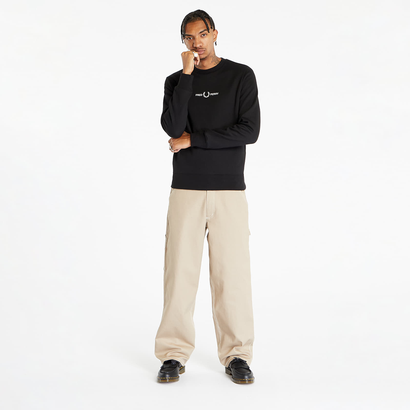 Mikiny FRED PERRY Embroidered Sweatshirt Black