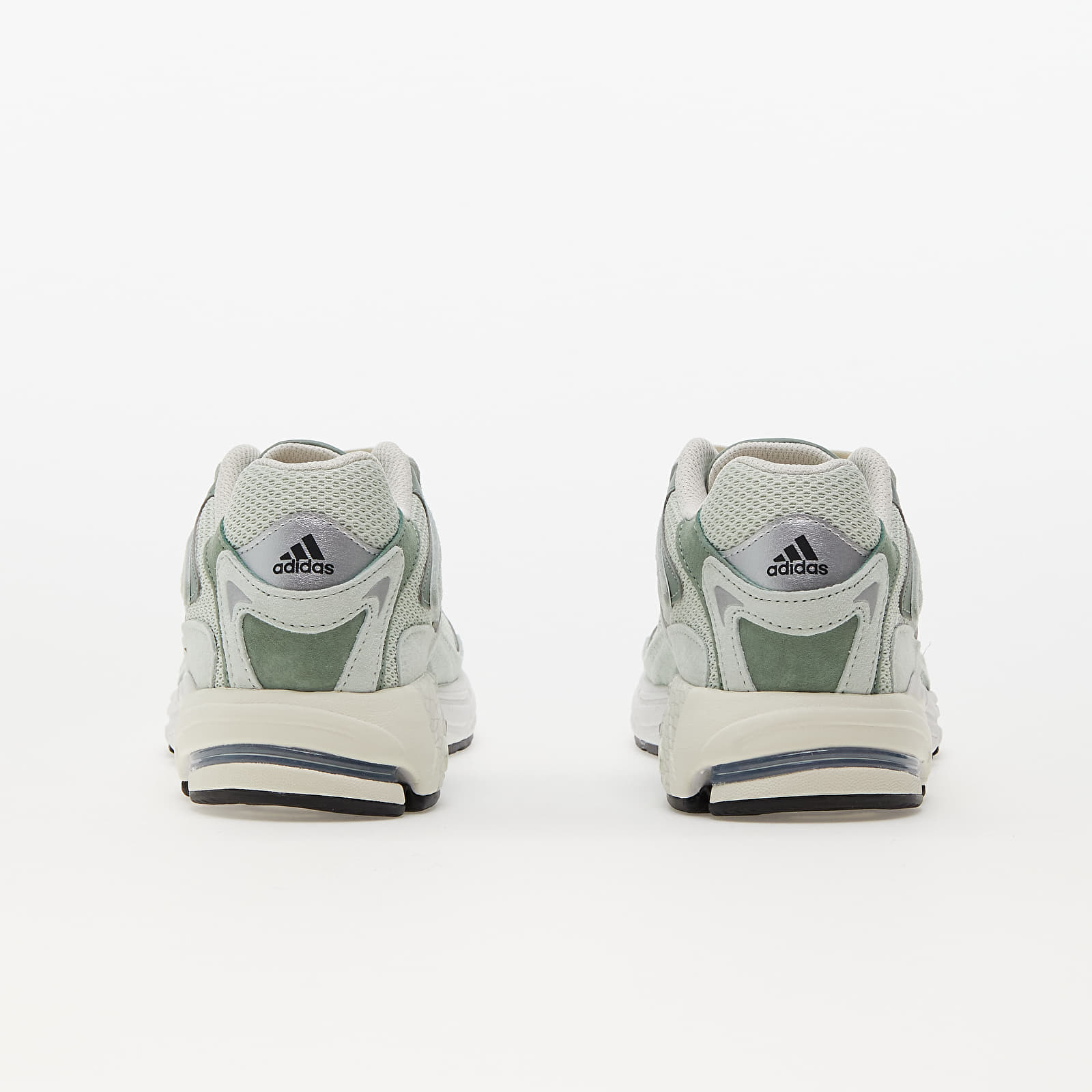 Women's sneakers and shoes adidas Originals Response Cl W Linen Green/ SILGRN/ Core White