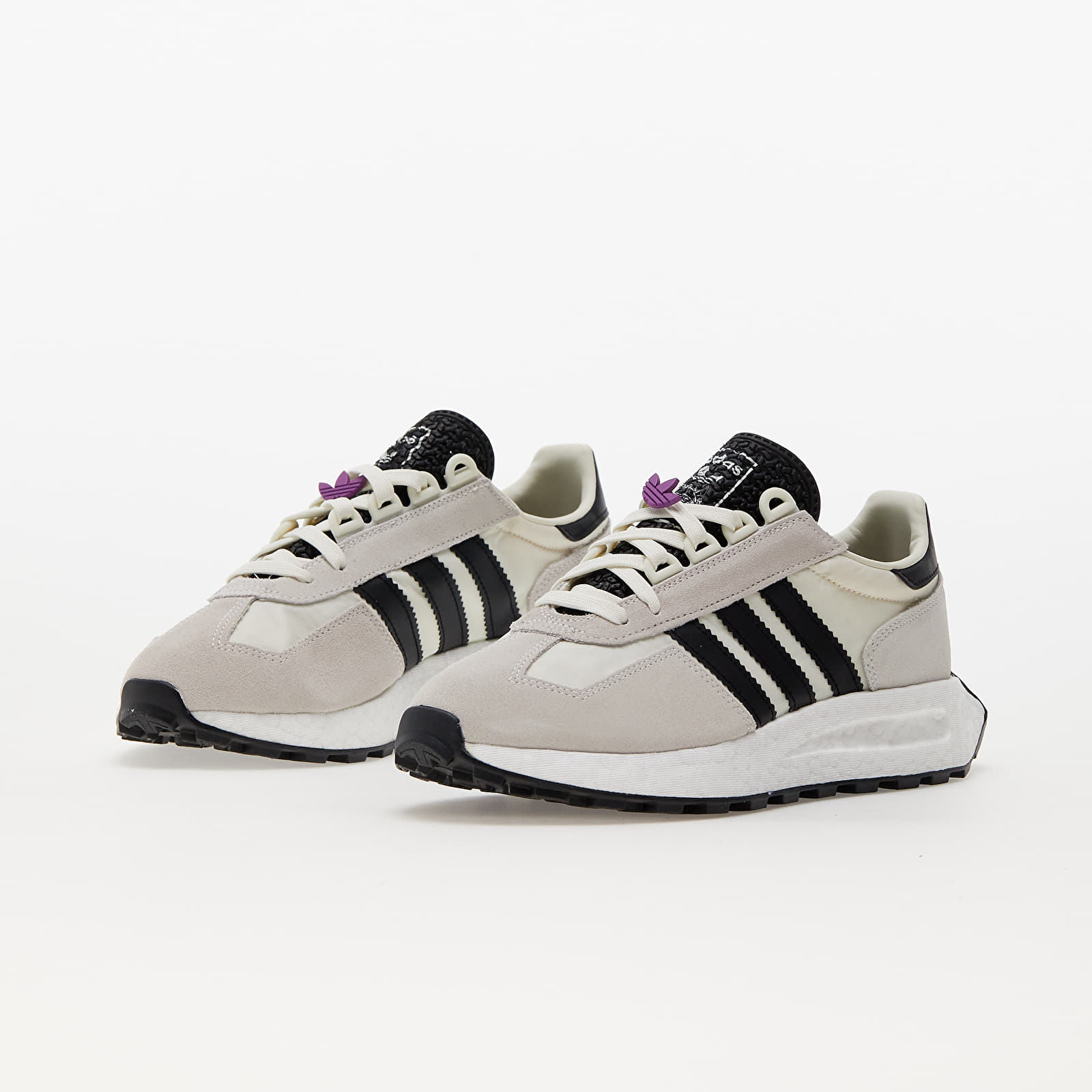 Sneakers und Schuhe fur Frauen adidas Originals Retropy E5 W Off White Core Black SHOPUR Queens