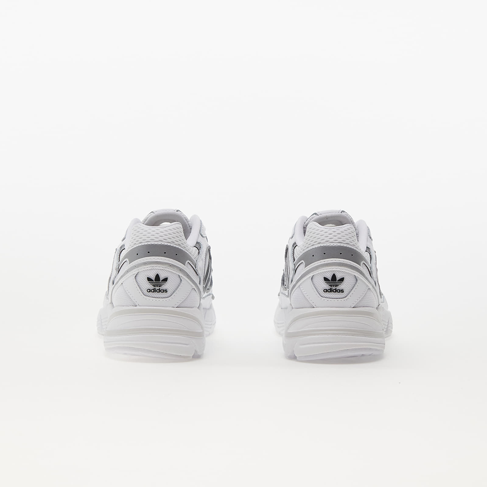 Sneakers och skor för kvinnor adidas Originals Astir Sn W Ftw White/ Core Black/ Wonder White