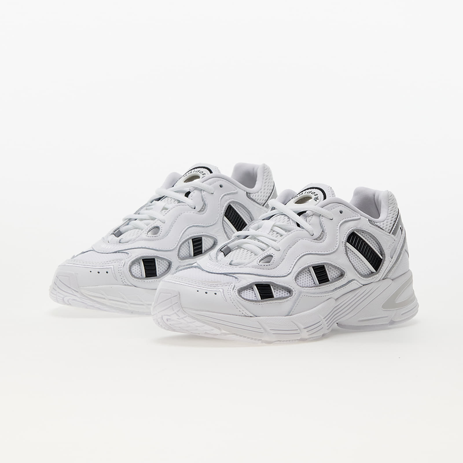 Sneakers och skor för kvinnor adidas Originals Astir Sn W Ftw White/ Core Black/ Wonder White