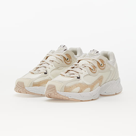 Women s sneakers and shoes adidas Astir Her Vegan W Wonder White Wonder White Wonder Taupe Queens