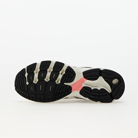 Asics x hello kitty discount