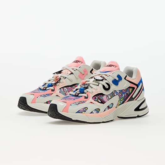 Sneakers und Schuhe fur Frauen adidas Originals x Hello Kitty Astir W Off White Clear Orange Core Black Queens