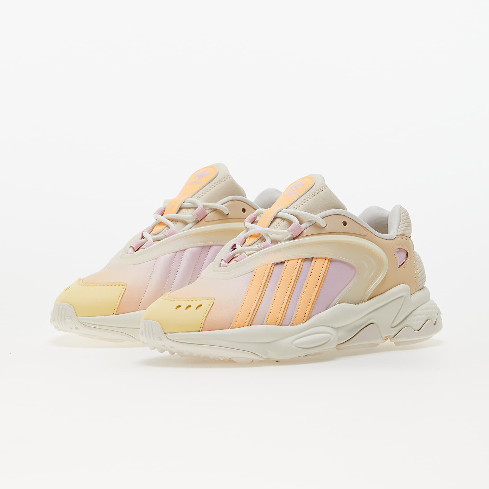 Sneakers und Schuhe für Frauen adidas Originals Oztral W Off White/ Acid Orange/ Sand Strata