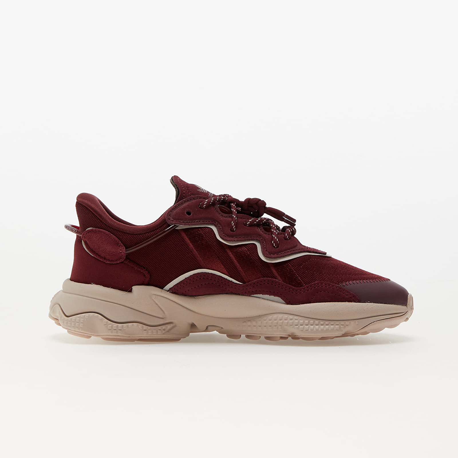 Women's sneakers and shoes adidas Originals Ozweego W Shadow Red/ Wonder Taupe/ Shadow Red