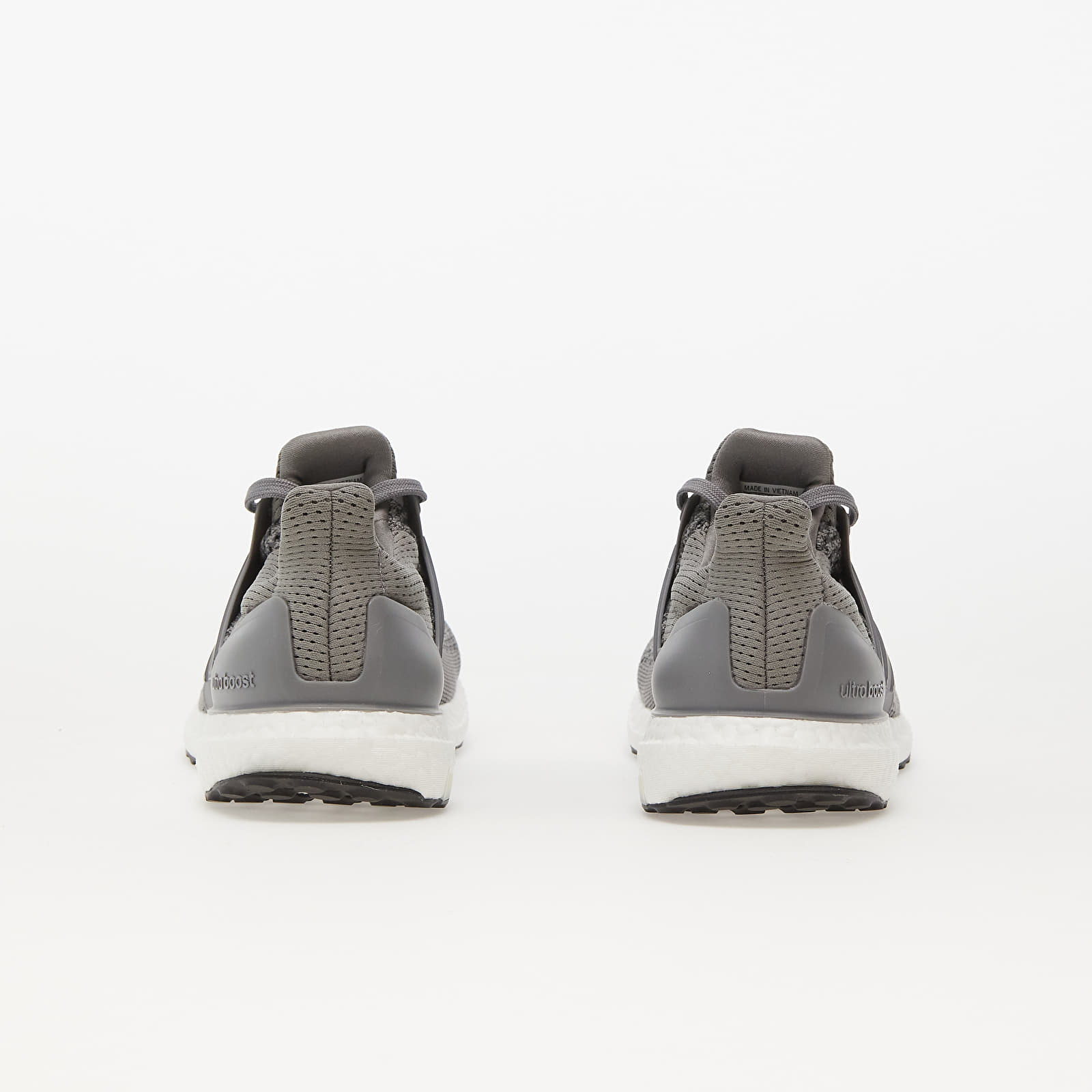 Turnschuhe und Schuhe für Männer adidas Performance UltraBOOST 1.0 Grey Three/ Grey Five/ Core Black