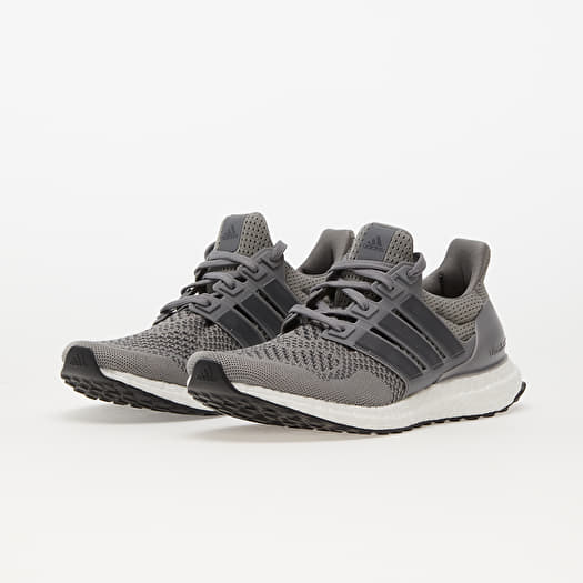 Adidas performance men's energy volley boost on sale